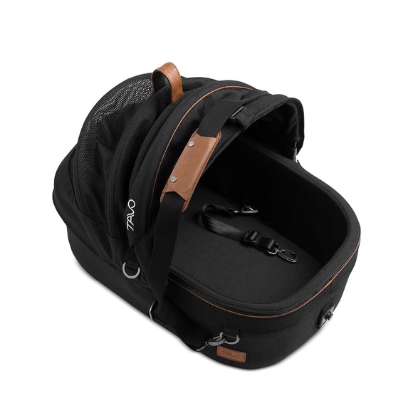 Tavo Pets Maeve small flex car seat (base listed separately) - Picture 3 of 5
